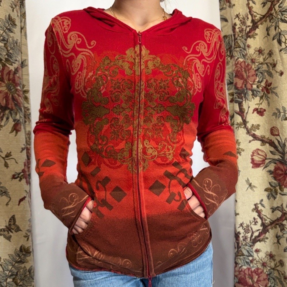 One World Y2K Red and Brown Ombre Mandala Graphic Zip Up Hoodie Knit Sweater